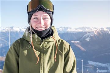 Freestyle-Skifahrerin Kea Kühnel aus Bremerhaven verpasst den Saisonauftakt.