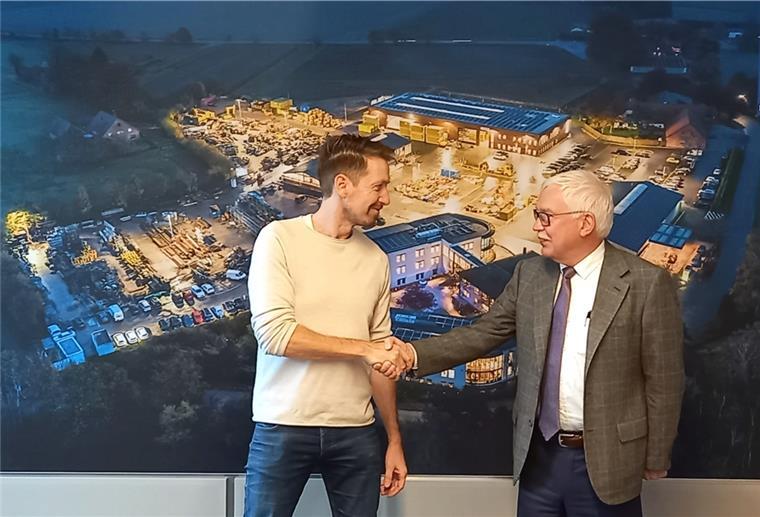 Freuen sich über die Übernahme: Björn Thieling (links) und Karl-Heinrich Depenbrock.
