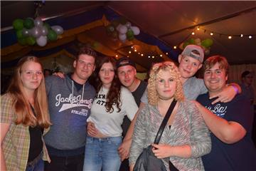Freunde treffen, tanzen, Spaß haben – das ist am letzten Juli-Wochenende in der Stollhammer Wisch möglich. Die Gäste können sich auf ein abwechslungsreiches Programm freuen.  