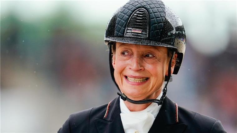 Werth dominiert Dressur beim CHIO mit drei Siegen Freut sich über den Erfolg und ihre Olympia-Teilnahme: Dressurreiterin Isabell Werth.