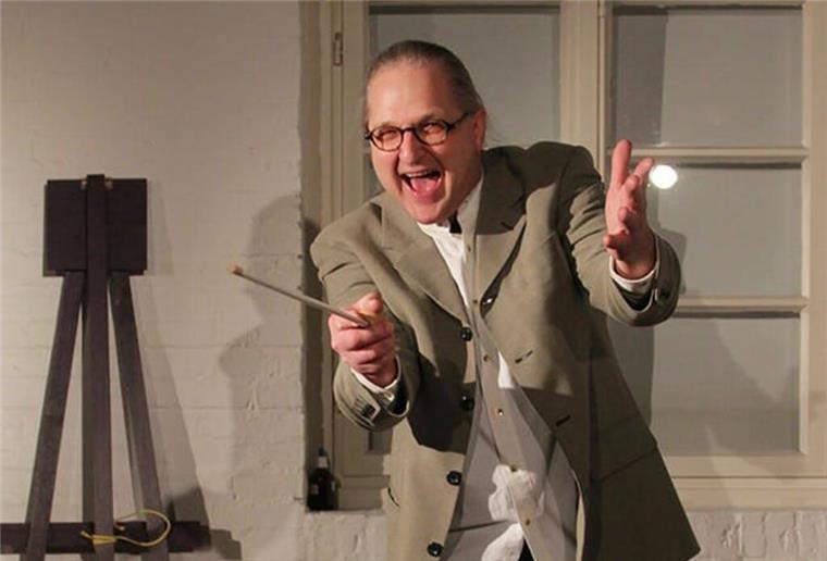 Haventheater Bremerhaven gastiert in Nordenham Friedo Stucke gastiert am 4. November in Nordenham. Das Stück heißt „Nächste Halbzeit“.
