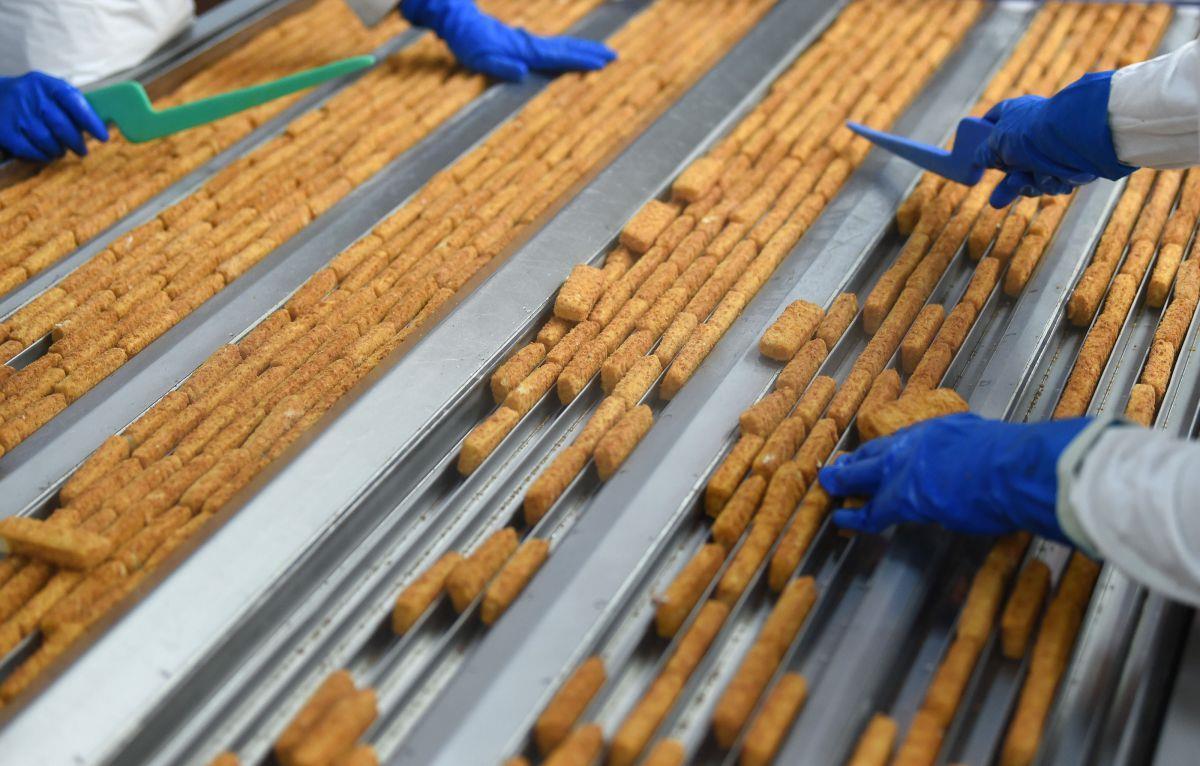 Frosta kämpft gegen trübere Geschäftsaussichten Frosta kämpft wegen höherer Preise für Fisch und Gemüse mit trüberen Geschäftsaussichten.