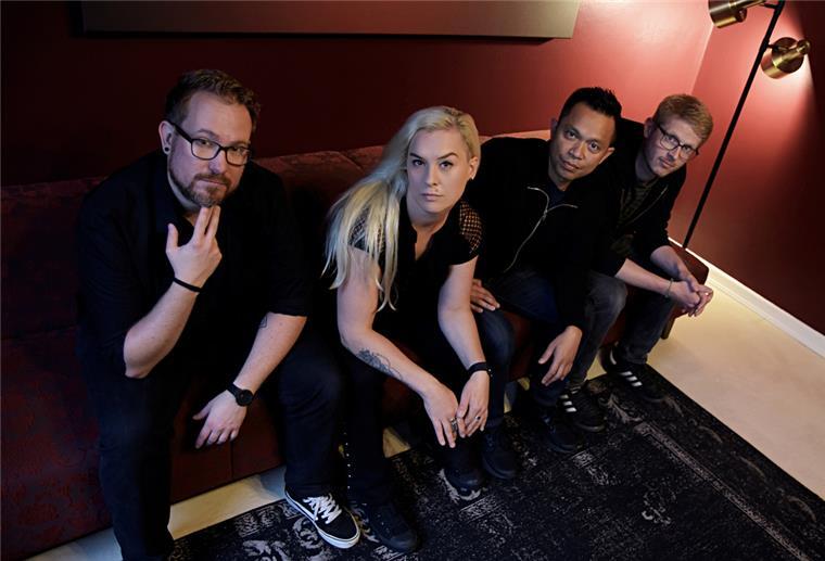 Bremerhaven: Lange Bandnacht in der Alten Bürger Die Band Frozen Silk
