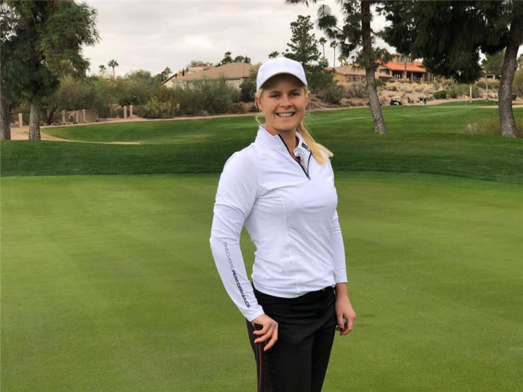 Für Anastasia Mickan heißt das Motto "spielen, spielen, spielen". Die Profi-Golferin aus Bremerhaven will sich in den nächsten Wochen bei Turnieren quer durch Europa beweisen.