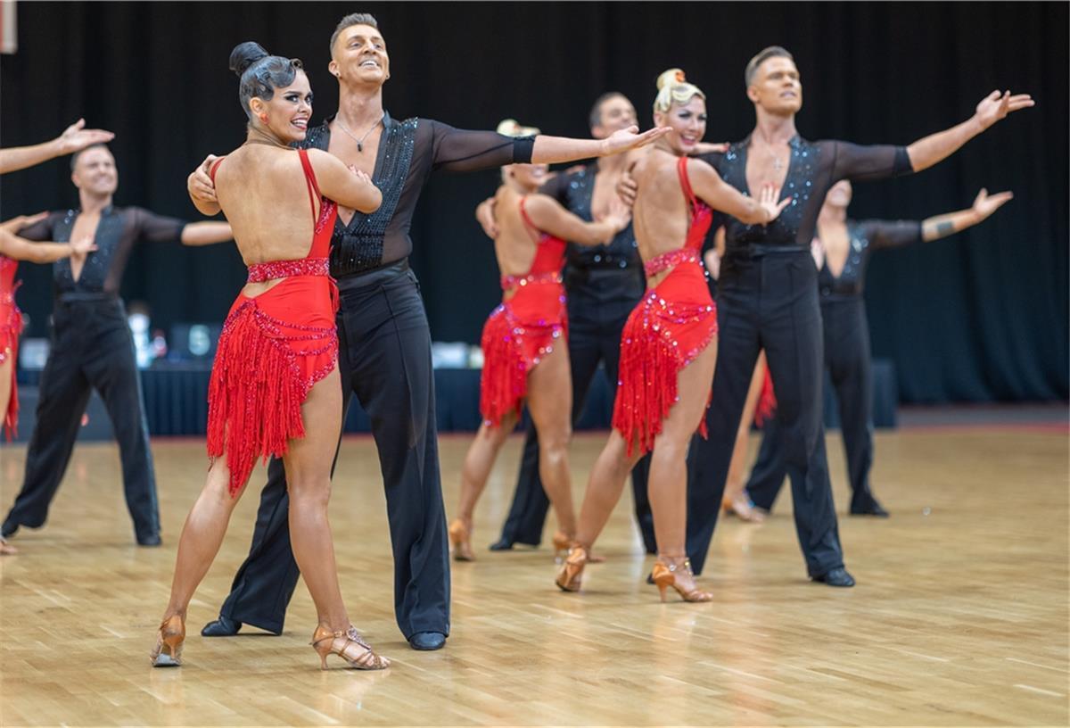 Für Claudia Zwanzig und Joey Jaismann (links) war es der erste Turniereinsatz mit „Time Machine“.