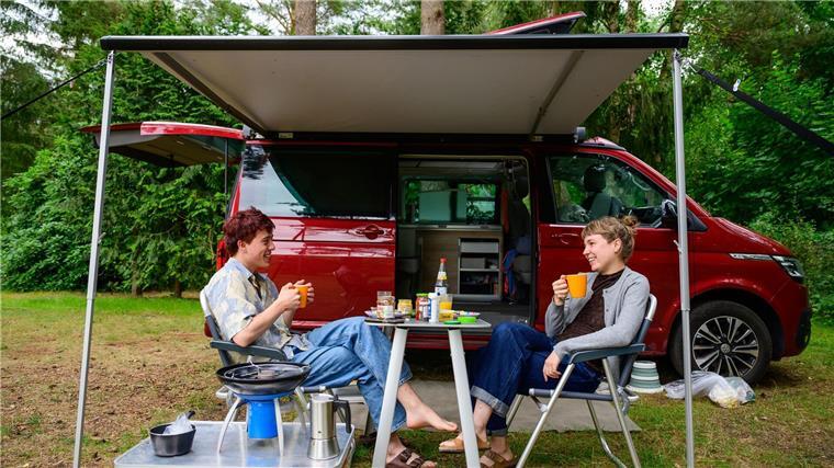 Naturcampen wie in Nordamerika: Südheide als Prototyp Für die Betreiber des Campingplatzes sind die vielen Stammgäste wie eine Familie.