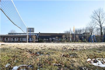Für die ehemalige Jugendherberge am Nordenhamer Strand sucht die Stadt Nordenham einen Käufer.