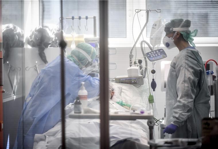 Kliniken bereiten sich auf Ernstfall vor Für die Kliniken in der Region ist es momentan wichtig, für Corona-Patienten nach Möglichkeit Betten vorzuhalten. (Themenbild)