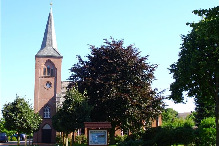 Tarmstedter spenden großzügig für die Renovierung der Salemskirche Für die Renovierung der 127 Jahre alten Salemskirche hat die Gemeinde die Kollekte verwendet. Dank großzügiger Spenden gelang die Finanzierung der Arbeiten.