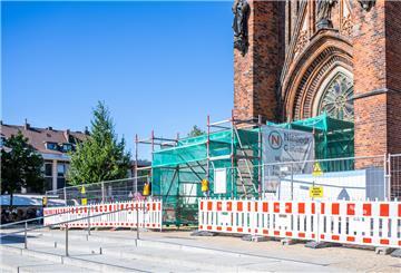 Bauumzäunung vor der Großen Kirche in Bremerhaven.