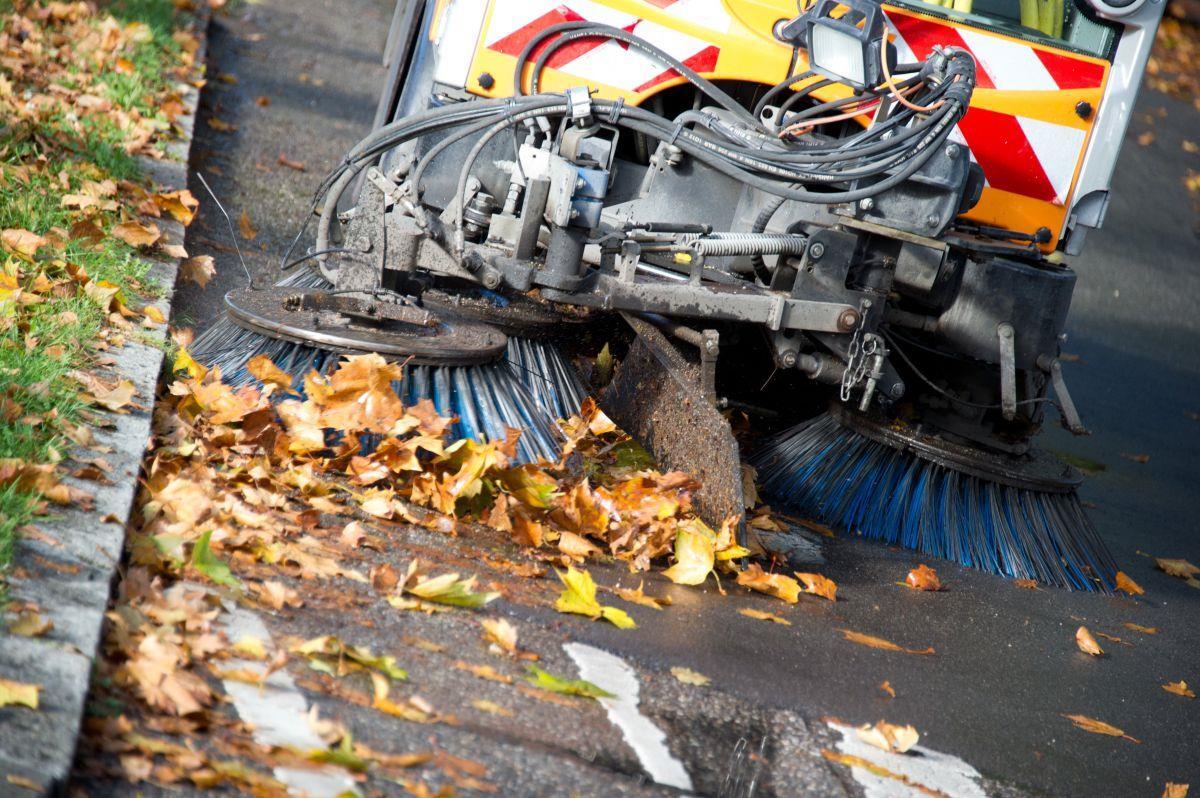 So viel teurer wird die Straßenreinigung in Brake Für die Straßenreinigung müssen Bürger in Brake künftig mehr bezahlen.