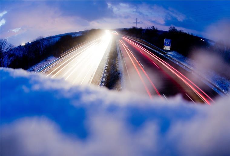 Nord-Länder fordern vom Bund mehr Tempo bei Verkehrsvorhaben Für die Verkehrsvorhaben im Norden sollen die Entscheidungen schneller fallen.