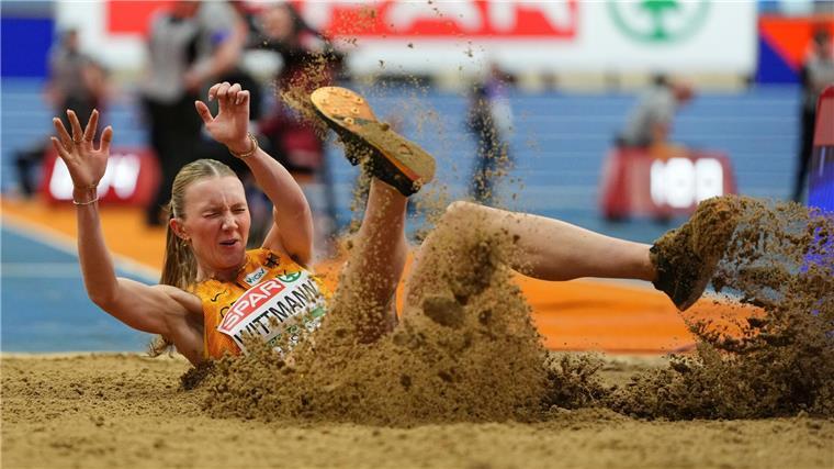 Hochspringer Potye im EM-Finale - Hürdensprinter Mordi raus Für Dreispringerin Kira Wittmann ist die Hallen-EM schon wieder vorbei.