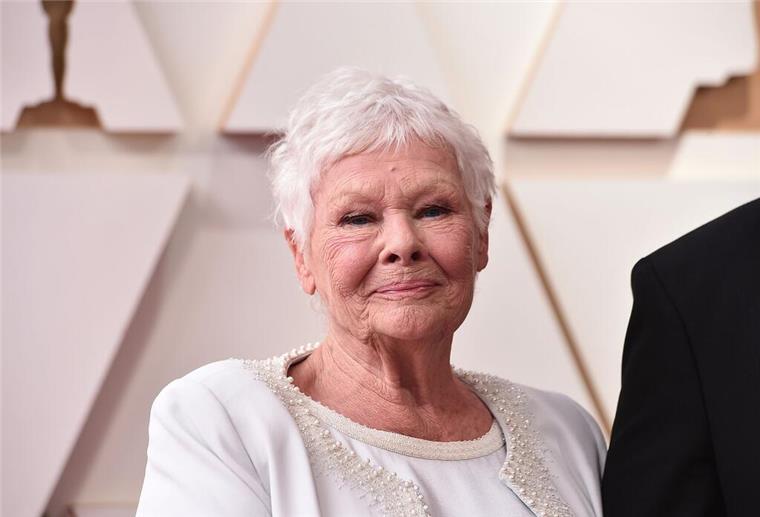 Britische Theater- und Filmikone: Judi Dench wird 90 Für ihre Rolle als Königin Elizabeth I. in „Shakespeare In Love“ erhielt Judi Dench einen Oscar als Beste Nebendarstellerin.