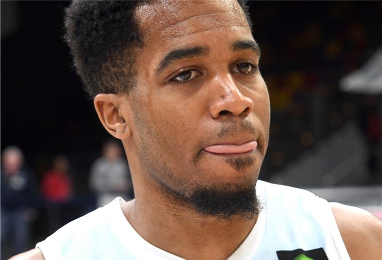 Für die Eisbären ist die Basketball-Saison vorbei Für Kasey Hill und die Eisbären Bremerhaven hat eine starke Saison ein enttäuschendes Ende gefunden. Wegen der Corona-Pandemie wurde die ProA-Spielzeit vorzeitig beendet.