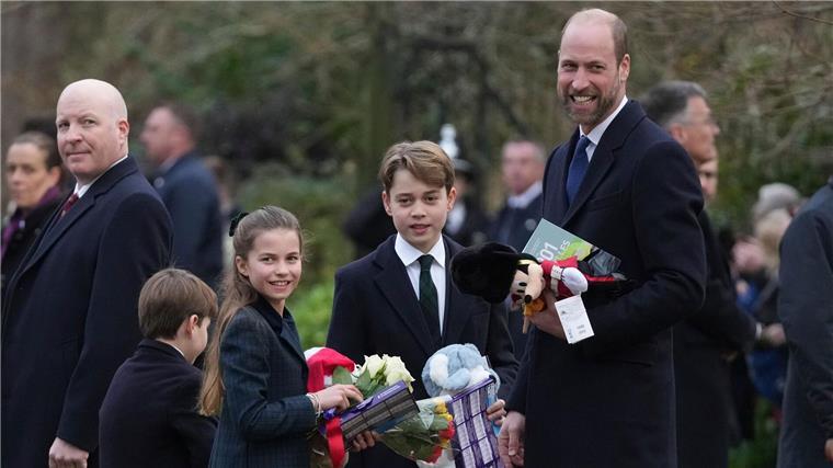 Fans beschenken Kate und Kinder beim royalen Weihnachtsfest Für Kate und Williams Kinder gab es Geschenke.