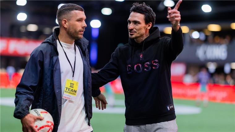 Für Mats Hummels (r) ist nach nur einem Jahr in der Baller League schon wieder Schluss.