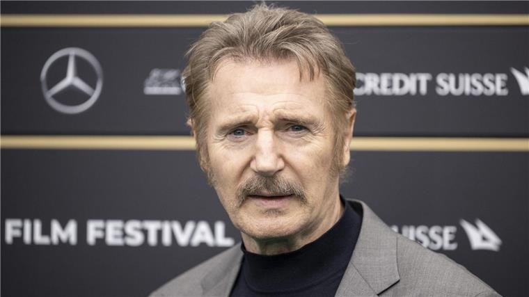 Für mehr als 100 Filme stand Hollywoodstar Liam Neeson schon vor der Kamera. Zurzeit dreht er in einer früheren australischen Goldgräberstadt.