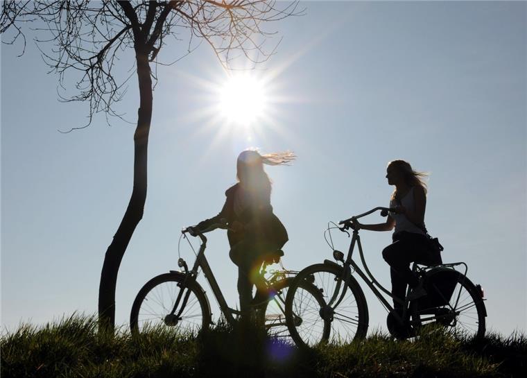Die schönsten Radwege im Cuxland Für Radfahrer ist das Cuxland ein wahres Paradies. Grund dafür sind die vielseitigen Radwege. Foto Wagner