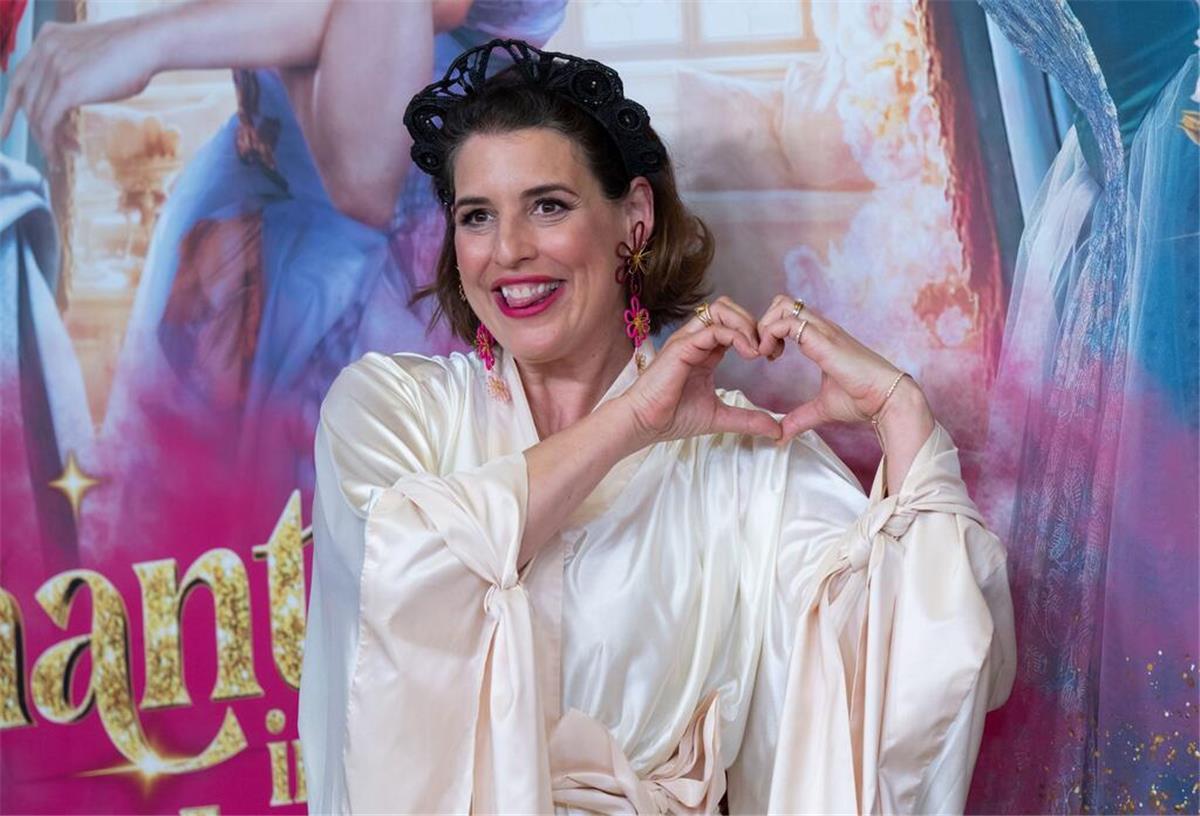 Schauspielerin Elena Uhlig braucht Frauen für „gutes Leben“ Für Schauspielerin Elena Uhlig - hier bei der Premiere des Films „Chantal im Märchenland“ - sind Frauenfreundschaften besonders wichtig. (Archivbild)