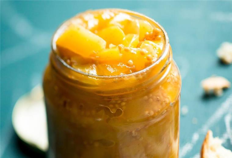 Kulinarisch kreativ: So überrascht man beim Mitbringbuffet Mangochutney