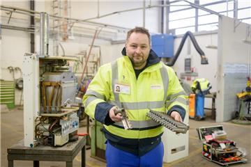 Für Stefan Görler ist die Umrüstung einer Heizung auf das neue H-Gas Routine. 