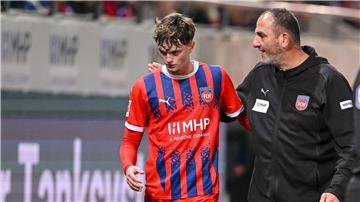 Für welche A-Nationalmannschaft Paul Wanner (l) vom 1. FC Heidenheim aufläuft, ist weiter offen.