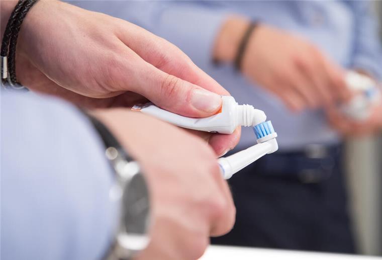 Stiftung Warentest: Gute Noten für elektrische Zahnbürsten Elektrische Zahnbürsten