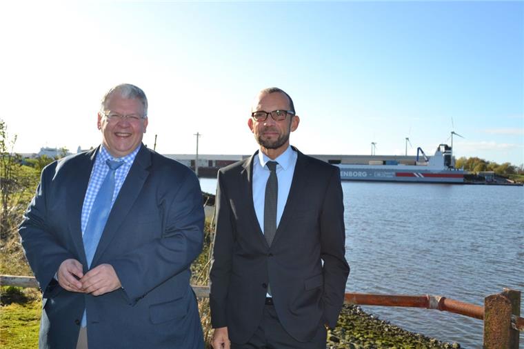 Der „Plan B“ als Rettung für den Offshore-Terminal Bremerhaven Gefährden sie den Offshore-Terminal? Unsinn, sagen Jens Eckhoff (links) und Thomas Röwekamp von der CDU-Bürgerschaftsfraktion. Sie bieten einen "Plan B" für den Fall, dass der OTB vor Gericht scheitert.