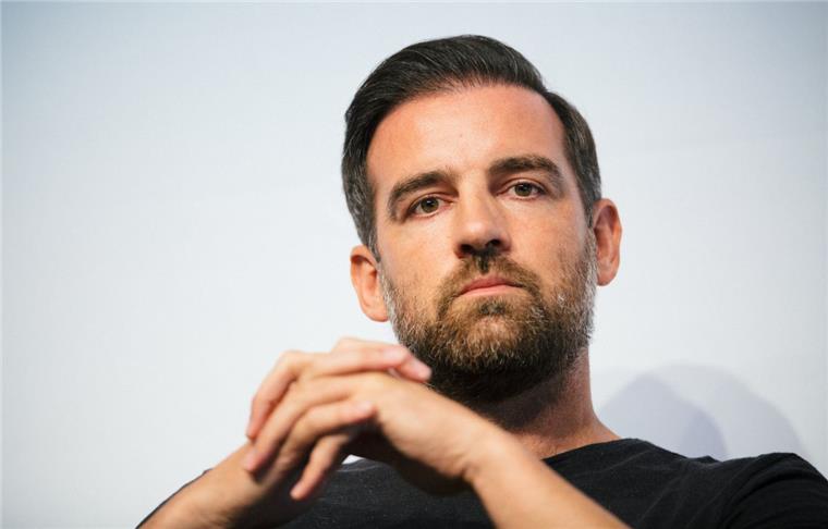 Kinderpornografie-Verdacht: Ermittlungen gegen Christoph Metzelder Gegen Christoph Metzelder wird wegen des Verdachts der Verbreitung von Kinderpornografie ermittelt.