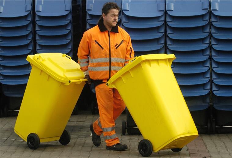 Wesermarsch: Das spricht für und gegen die Gelbe Tonne Gelbe Tonne statt Gelber Sack - Wird das in Zukunft auch in der Wesermarsch so sein?