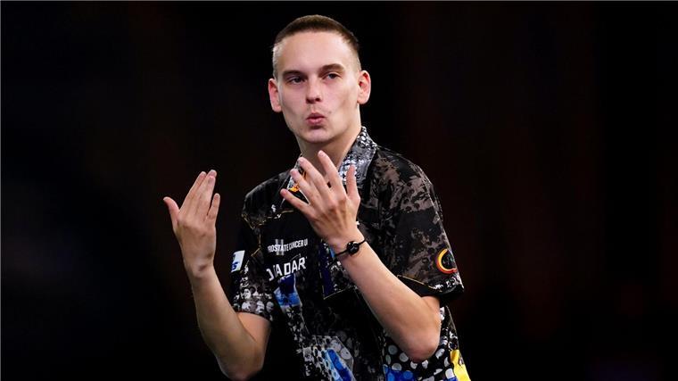 Pietreczko wahrt makellose deutsche Bilanz bei Darts-WM Gelungene Rückkehr nach London: Pietreczko startet mit einem Sieg.