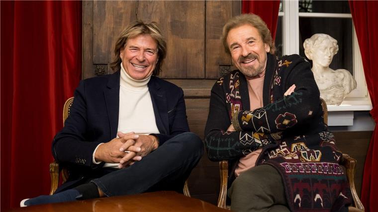 Gottschalk mit Hansi Hinterseer vor der Kamera Gemeinsame Dreharbeiten für eine Doku: Hinterseer und Gottschalk.