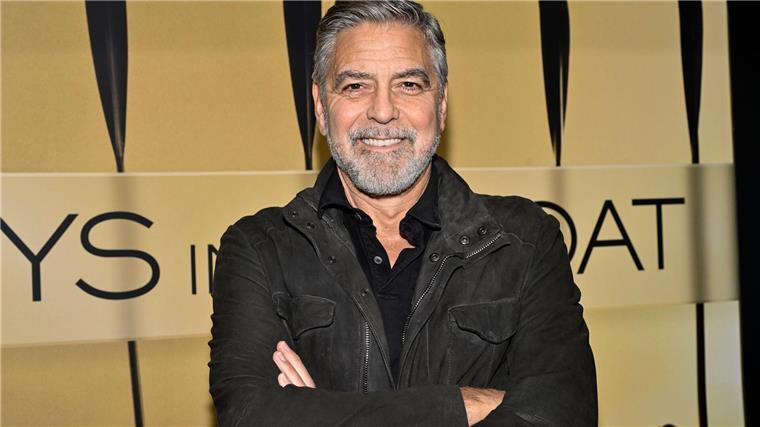 George Clooney stimmt packend auf sein Broadway-Debüt ein George Clooney stimmt mit einem Schwarz-Weiß-Trailer auf sein Broadway-Debüt ein. (Archivbild)