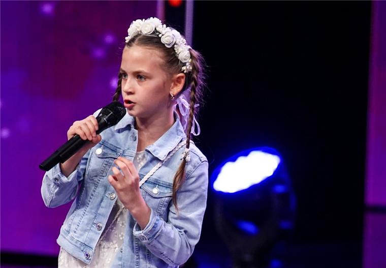 Heute im TV: Georgia (9) aus Bremerhaven will "Supertalent" werden Georgia Balke (9) singt heute vor der "Supertalent"-Jury.