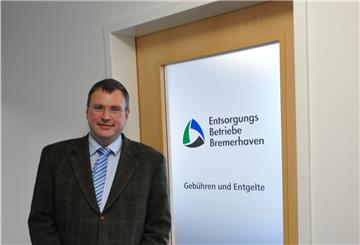 Geschäftsführer Markus Kamps und sein Team bei den EBB haben gut zu tun, seit die Bescheide für die neue Niederschlagsgebühr raus sind. Er versichert: „Die Gebühren decken nur die Kosten, dazu sind wir gesetzlich verpflichtet."
