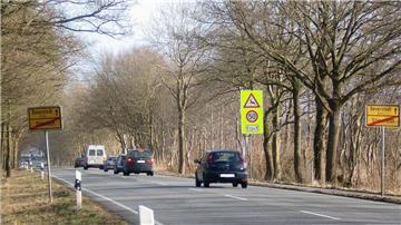 Geschwindigkeitsbegrenzung am Ortsausgang Stinstedt.