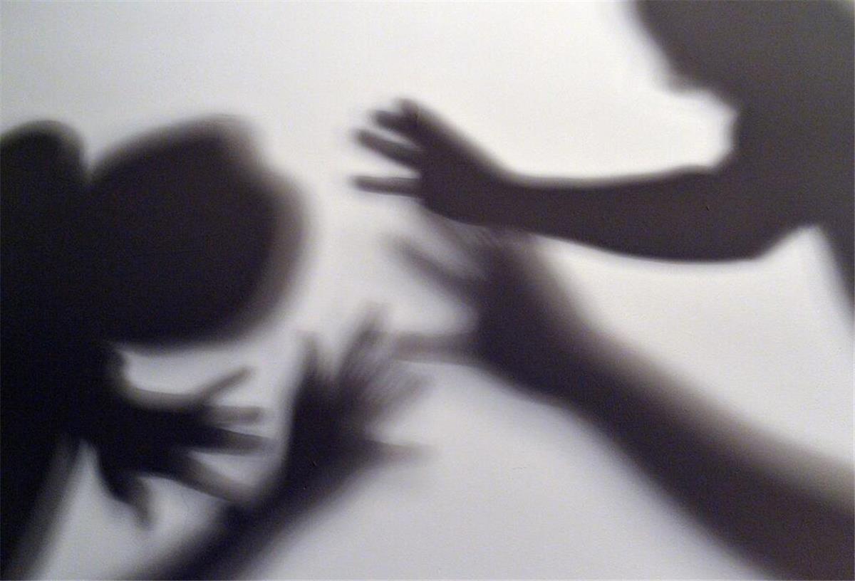 Schatten von einer körperlichen Auseinandersetzung. 