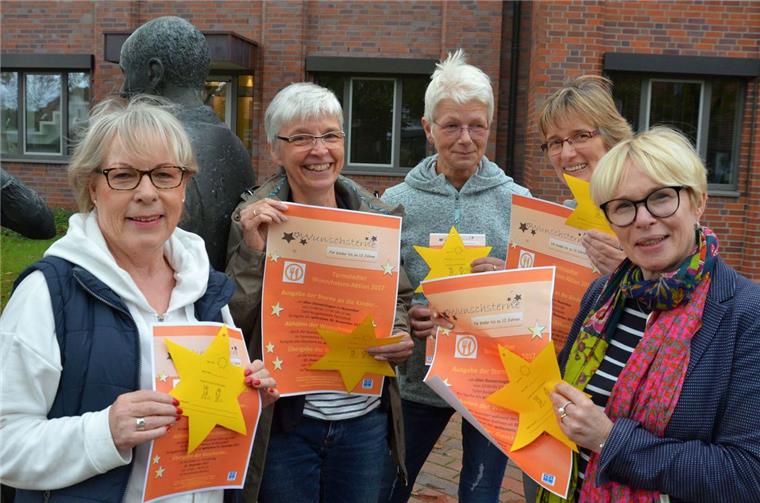 Wunschstern-Aktion: Bescherung für arme Kinder in Tarmstedt Foto: Albers