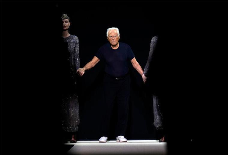 Modemacher Giorgio Armani mit 91 Jahren gestorben Giorgio Armani hatte bei der Präsentation der Herbst/Winter-Kollektion 2025/26 einen seiner letzten Auftritte. (Archivbild)