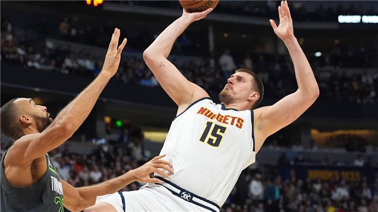 61, 10, 10: Jokic fasziniert bei Basketball-Saisonrekord Glänzt gegen Minnesota: Nikola Jokic.