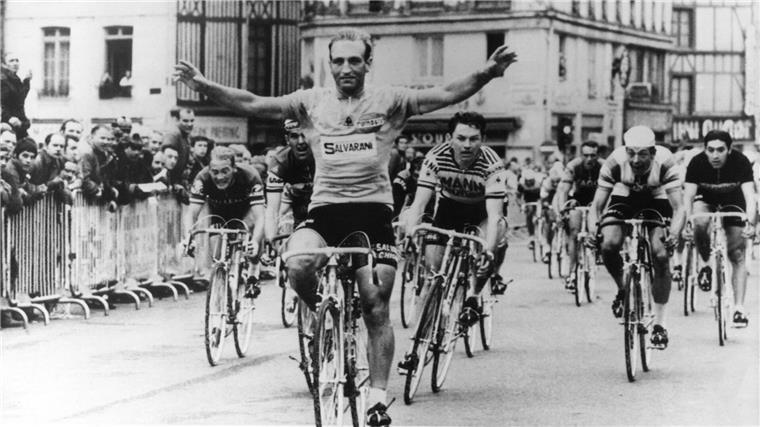 Früherer Ullrich-Teamchef Godefroot gestorben Godefroot feierte auch als Radprofi viele Erfolge. (Archivbild)