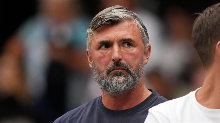Wimbledon-Legende schimpft über Schützling: „Tut nichts“ Goran Ivanisevic trainierte zuletzt Novak Djokovic und nun Tsitsipas