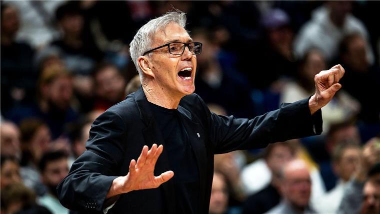 Finalturnier der Basketball-Euroleague in Abu Dhabi Gordon Herbert will mit den Bayern-Basketballerin ins Final Four der Euroleague, das im Mai erstmals in Abu Dhabi stattfindet.