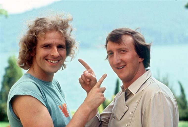 Frisch in TV-Rente - Thomas Gottschalk wird 75 Gottschalk trat immer mal wieder auch als Schauspieler auf, etwa hier an der Seite von Mike Krüger in „Die Supernasen“. (Archivbild)
