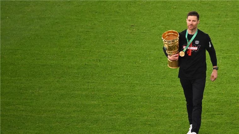 Greift mit dem Titelverteidiger in den DFB-Pokal ein: Trainer Xabi Alonso