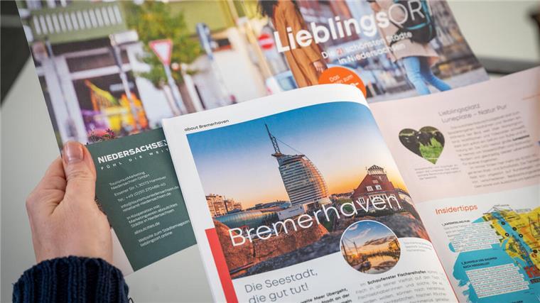 Warum Bremerhaven „eine der 21 schönsten Städte Niedersachsens“ ist Blick in die Broschüre
