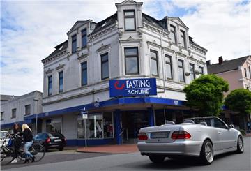 Große Pläne fürs Schuhhaus Fasting: Auch an diesem markanten und stadtbekannten Gründerzeit-Gebäude an der Bahnhofstraße 14 in Nordenham soll mithilfe des City-Süd-Programms einiges geschehen.
