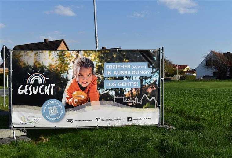 Erfolgreiche Aktion: Schiffdorf hat alle Erzieher-Stellen besetzt Plakatwerbung für Erzieher-Stellen