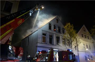 Großeinsatz für die Feuerwehr: In Lehe hat ein Wohnhaus gebrannt.
